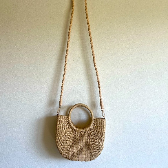 Rattan Purse - Picture 2 of 2